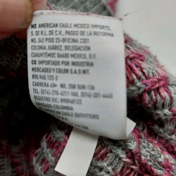 American Eagle Womens Sweater Size Medium Gray Aztec Print Hooded V-Neck - Picture 8 of 9